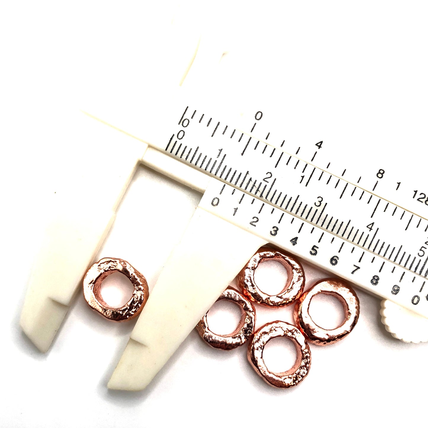 B&C Charms - Round
