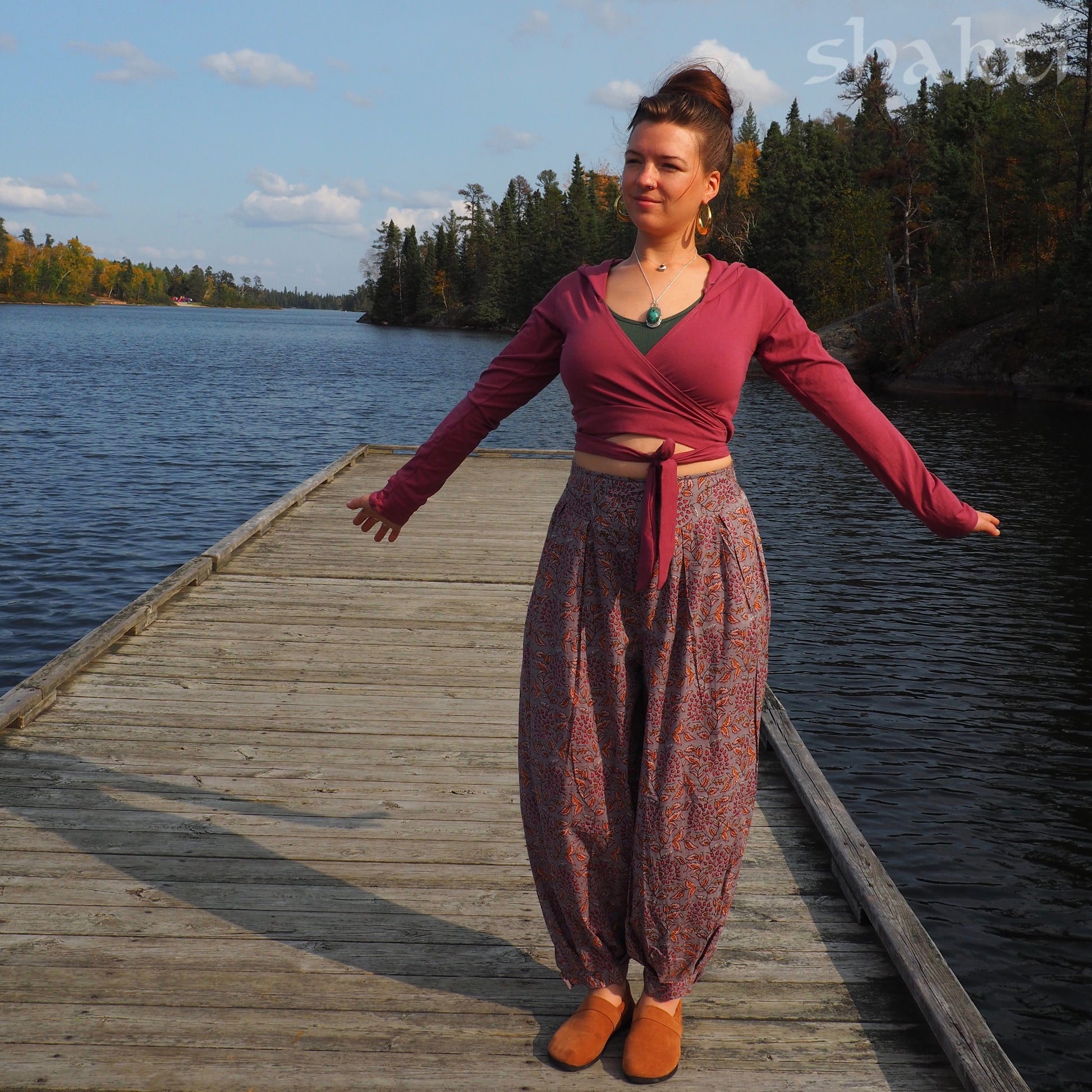 Twin Suns Wrap-Top - Shakti