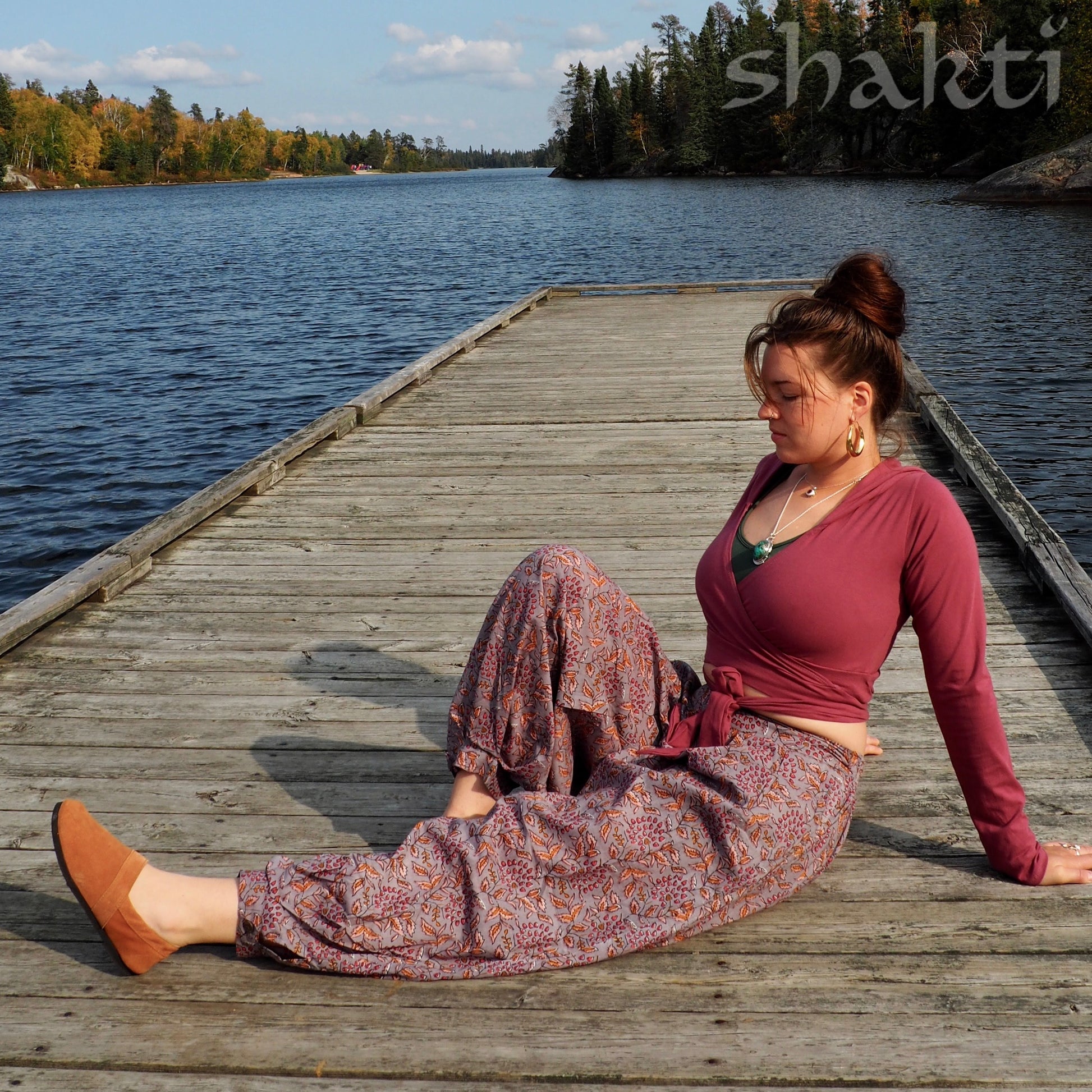 Twin Suns Wrap-Top - Shakti