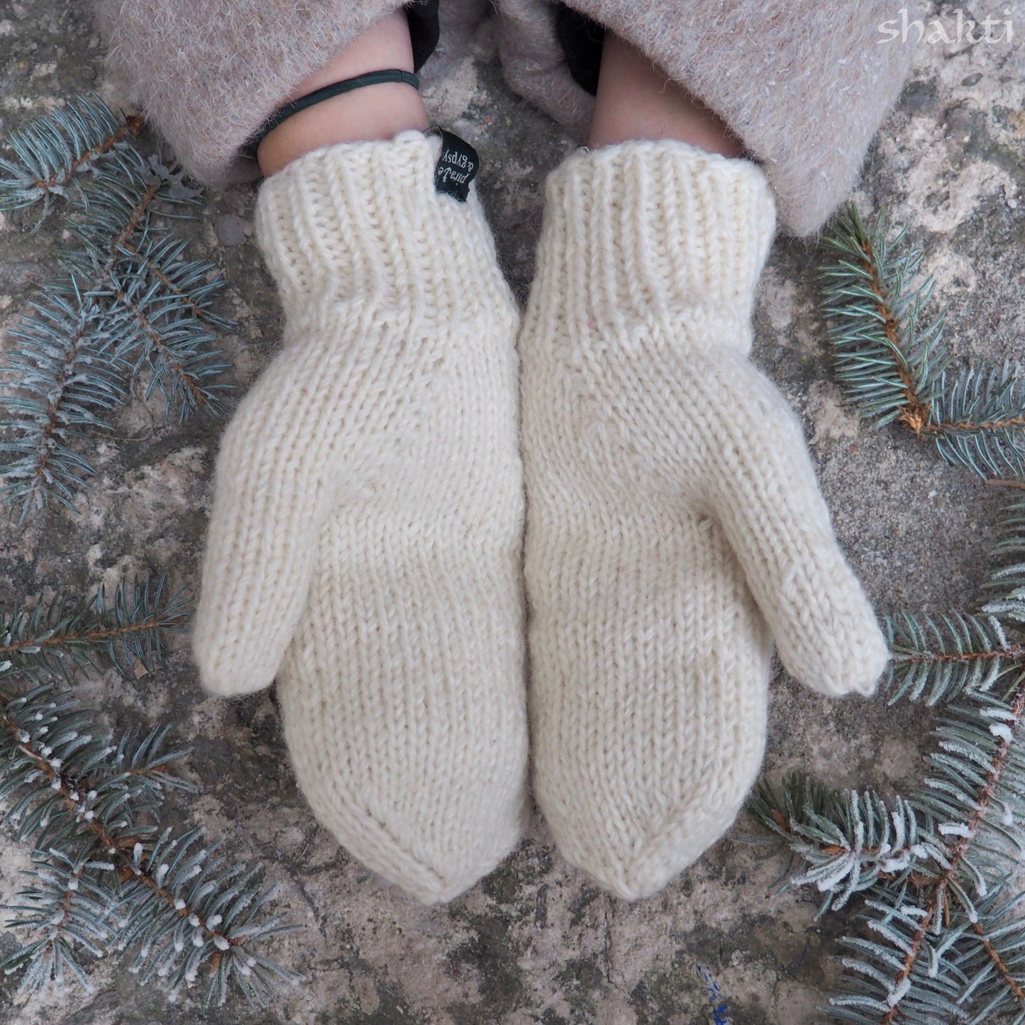 Wool Mittens - Shakti