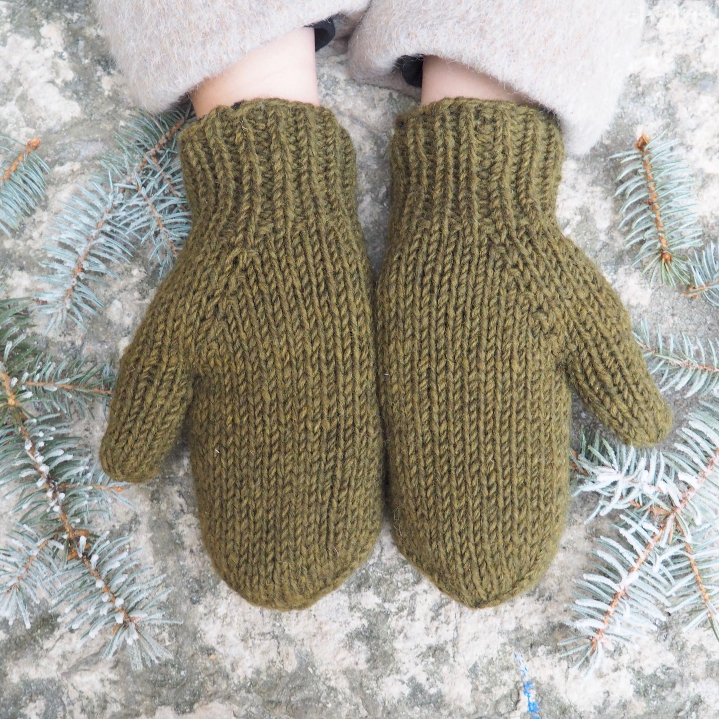 Wool Mittens - Shakti