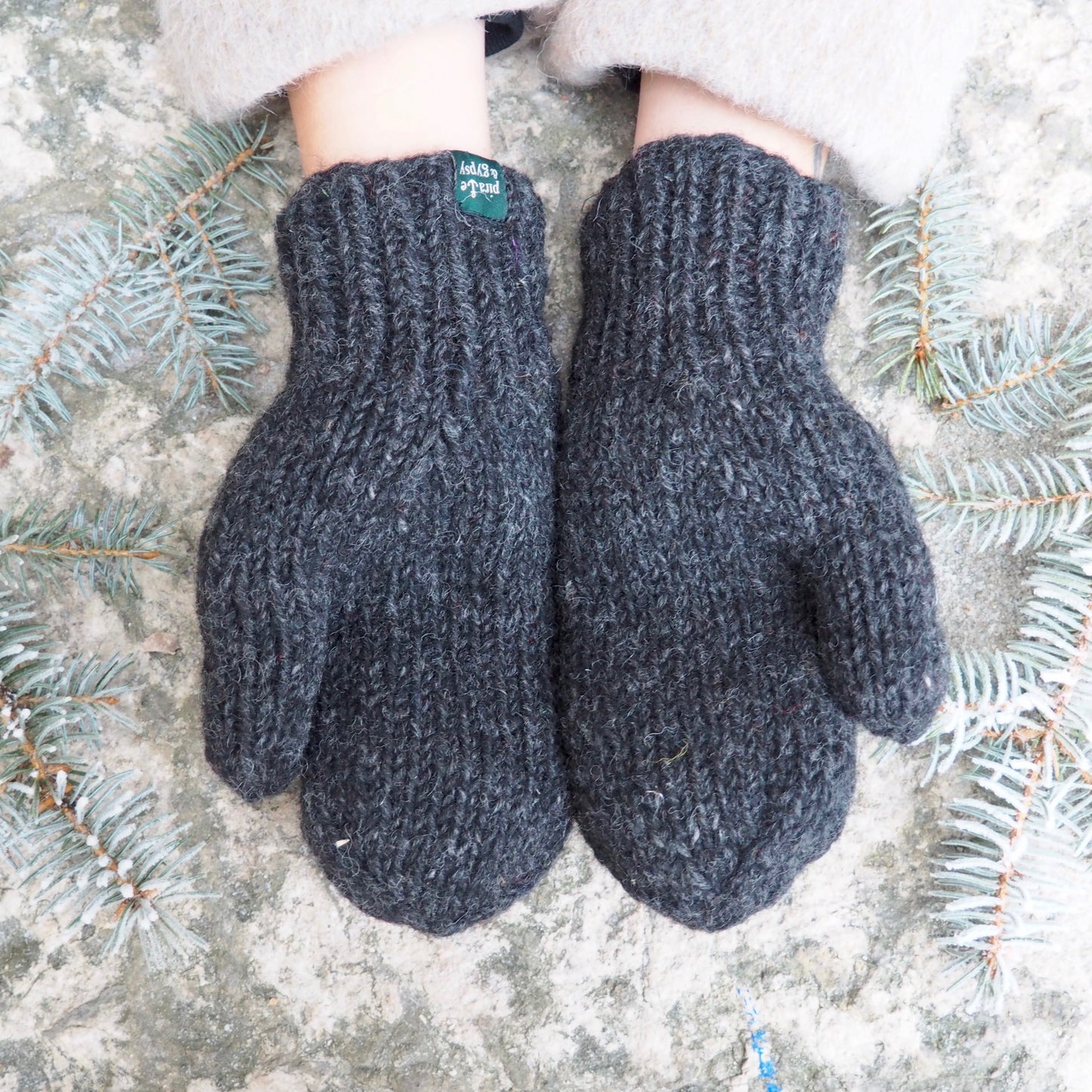 Wool Mittens - Shakti