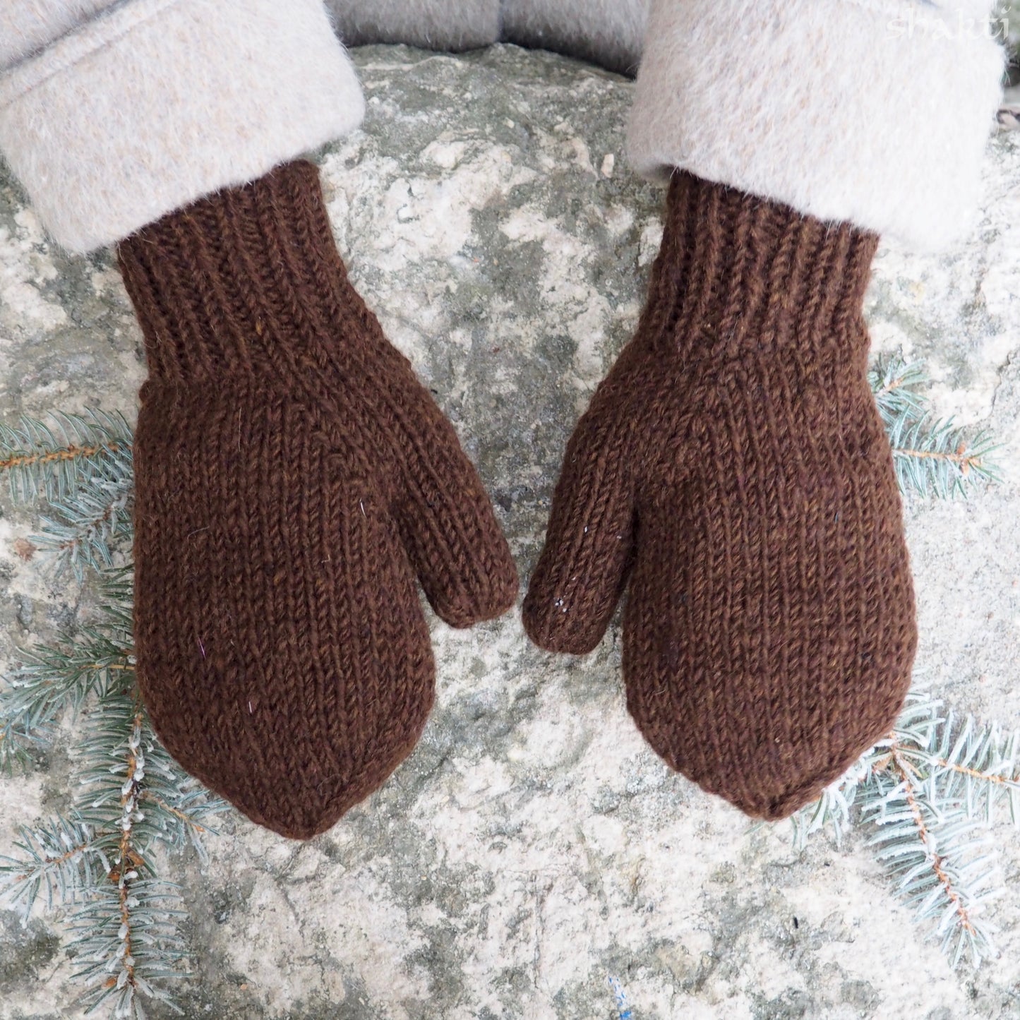 Wool Mittens - Shakti