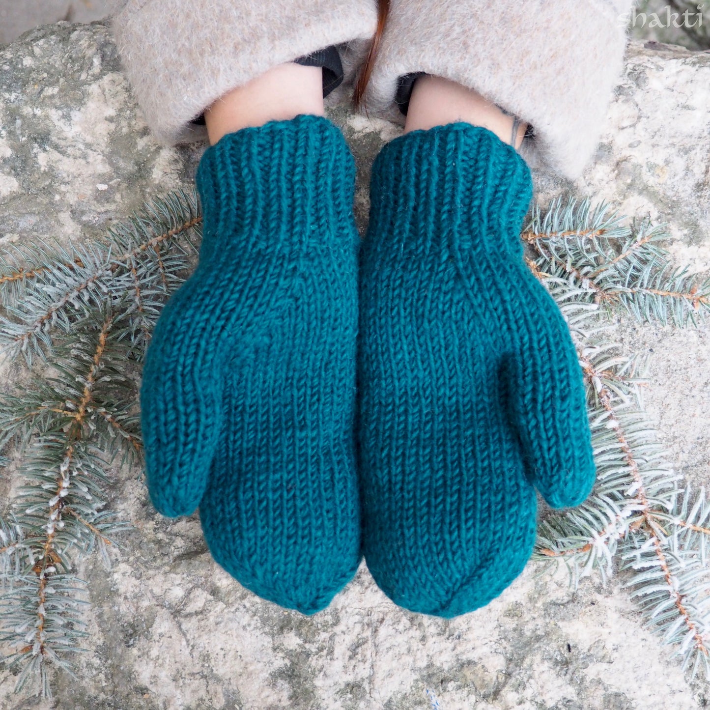 Wool Mittens - Shakti