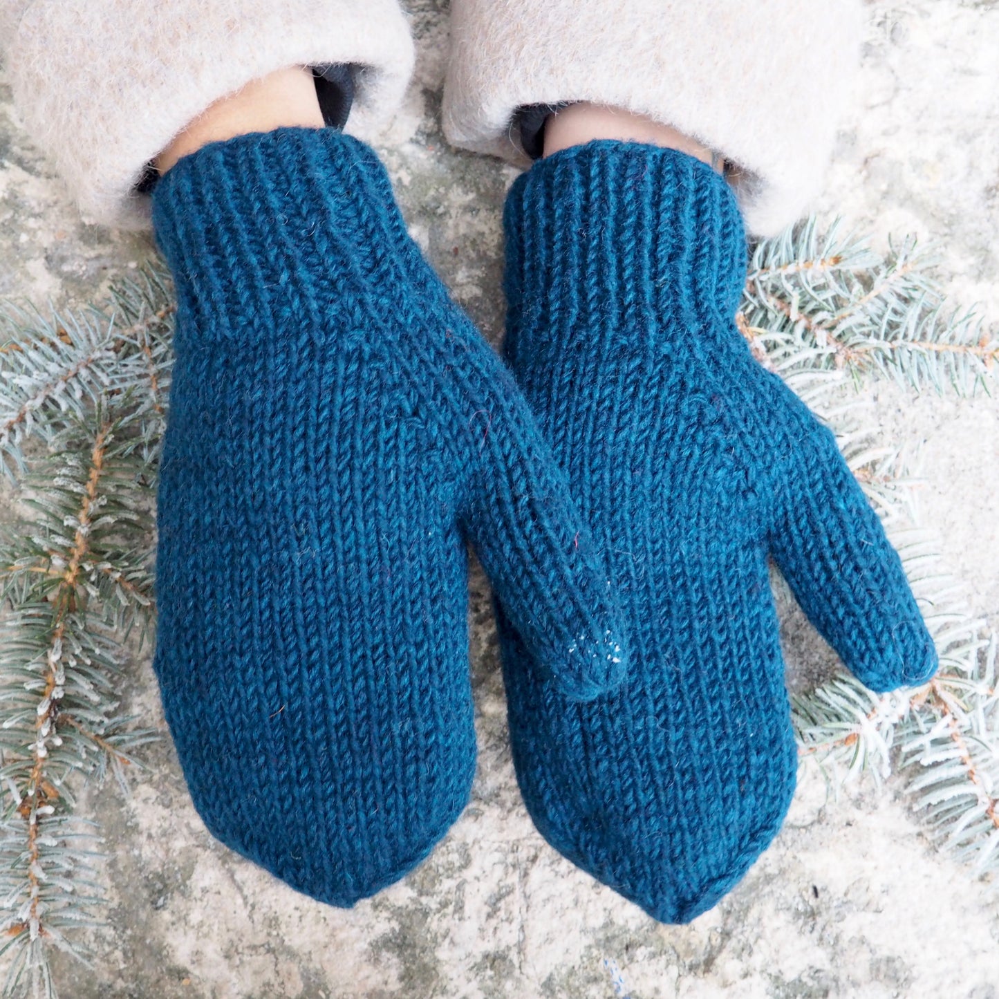 Wool Mittens - Shakti