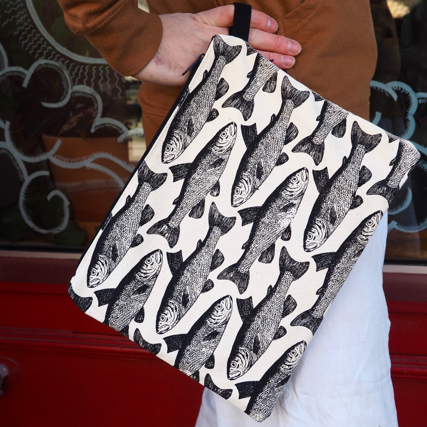 Canvas Silkscreen Zipper Bag - Shakti