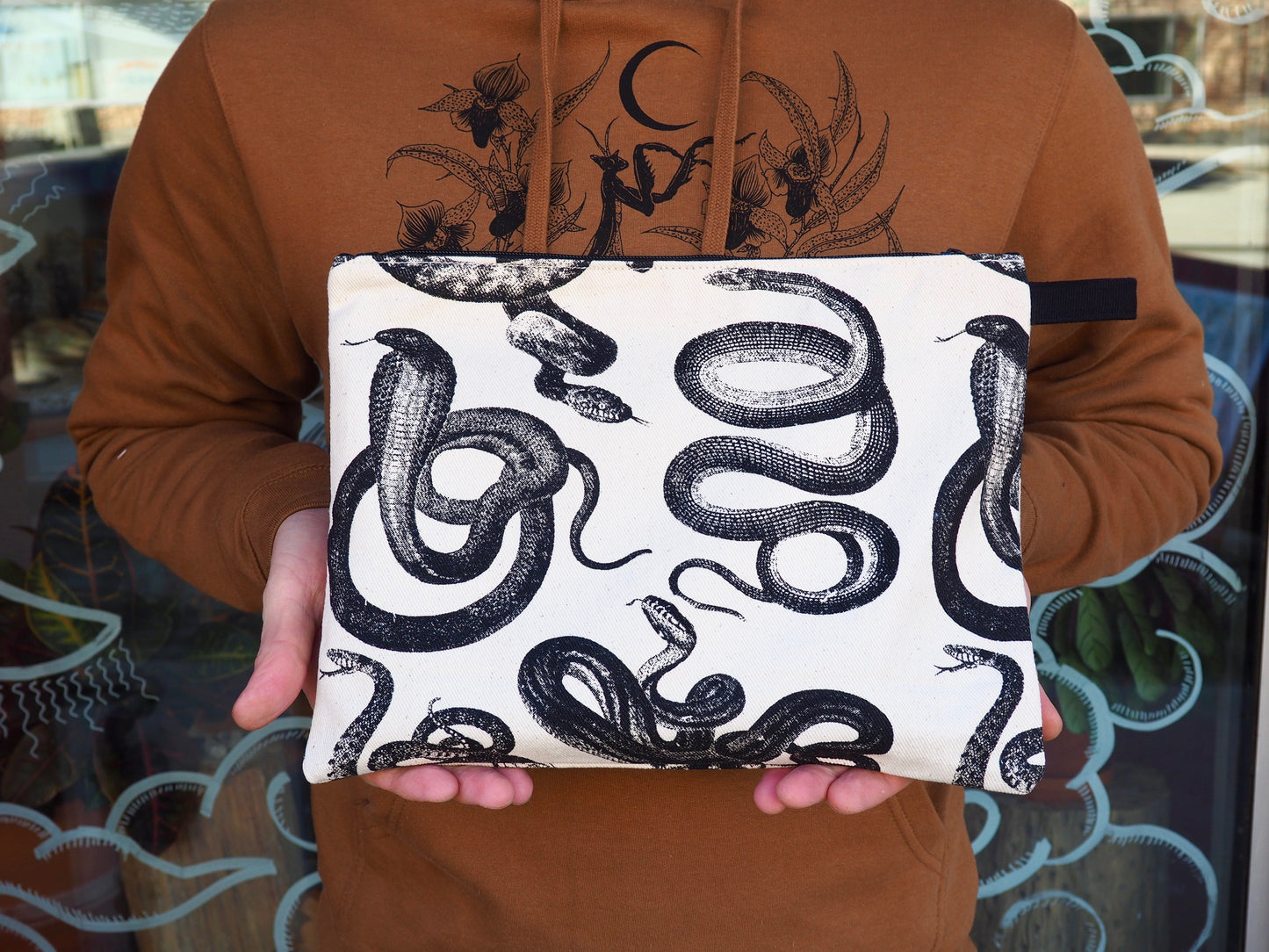 Canvas Silkscreen Zipper Bag - Shakti