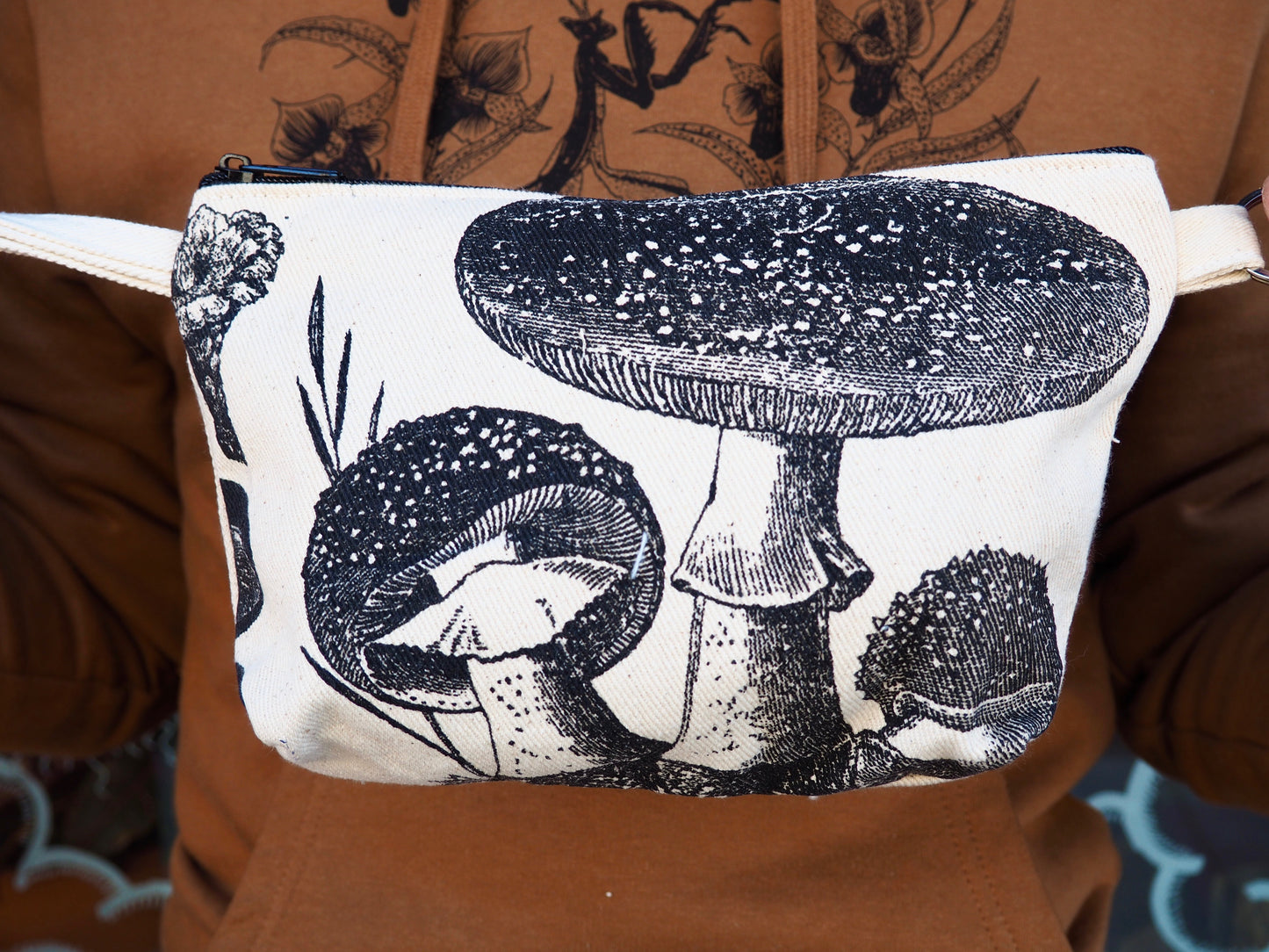 Canvas Silkscreen Key Zipper Bag - Shakti