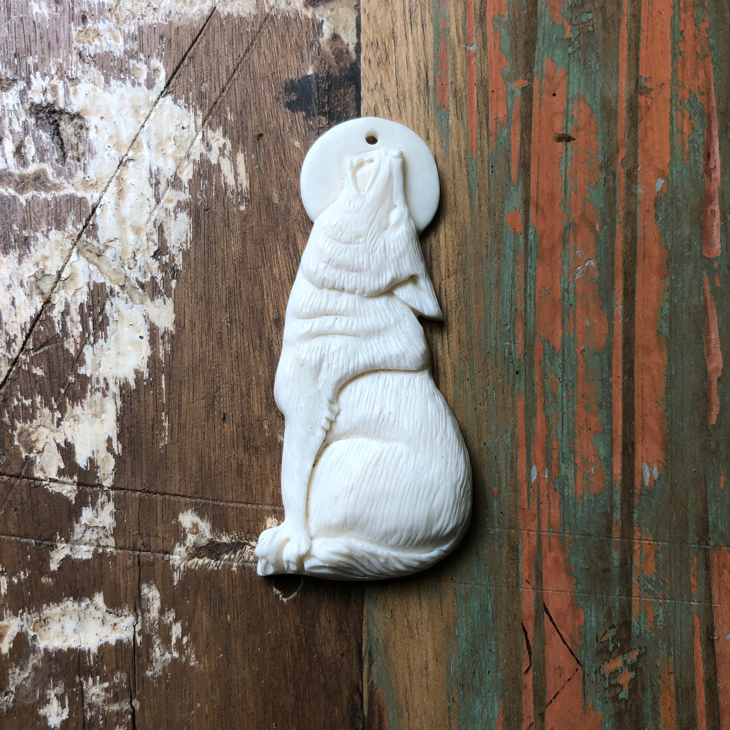 Bone Carvings, Wolf ver.1 - Shakti