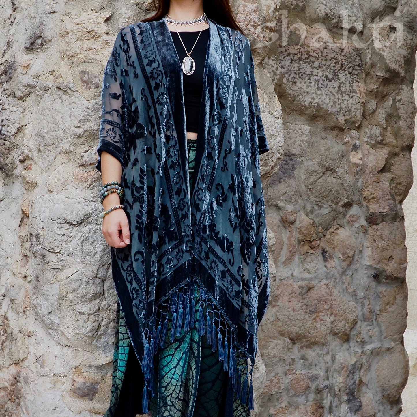 Burnout Velvet Kimono - Midnight - Shakti