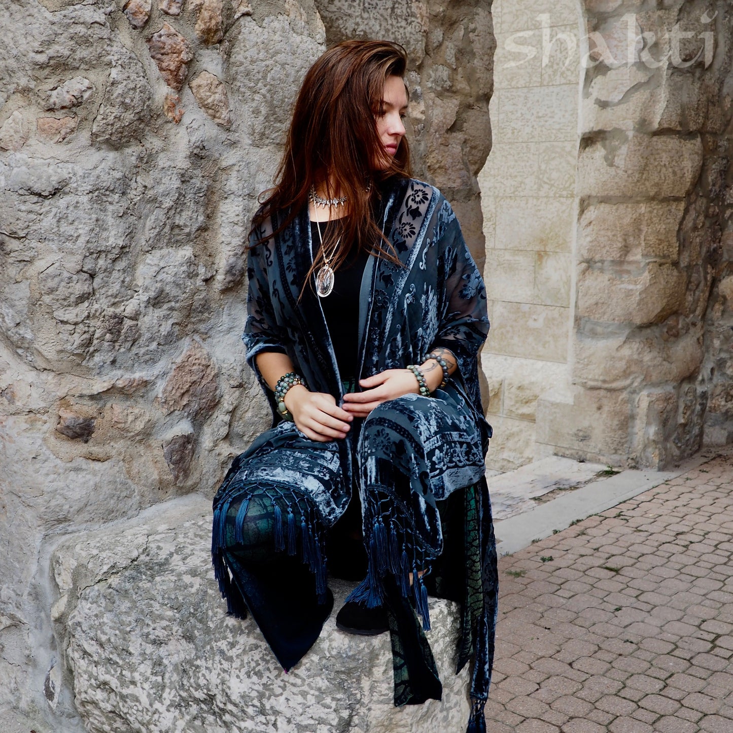 Burnout Velvet Kimono - Midnight - Shakti