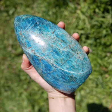 Apatite Free Forms - Shakti