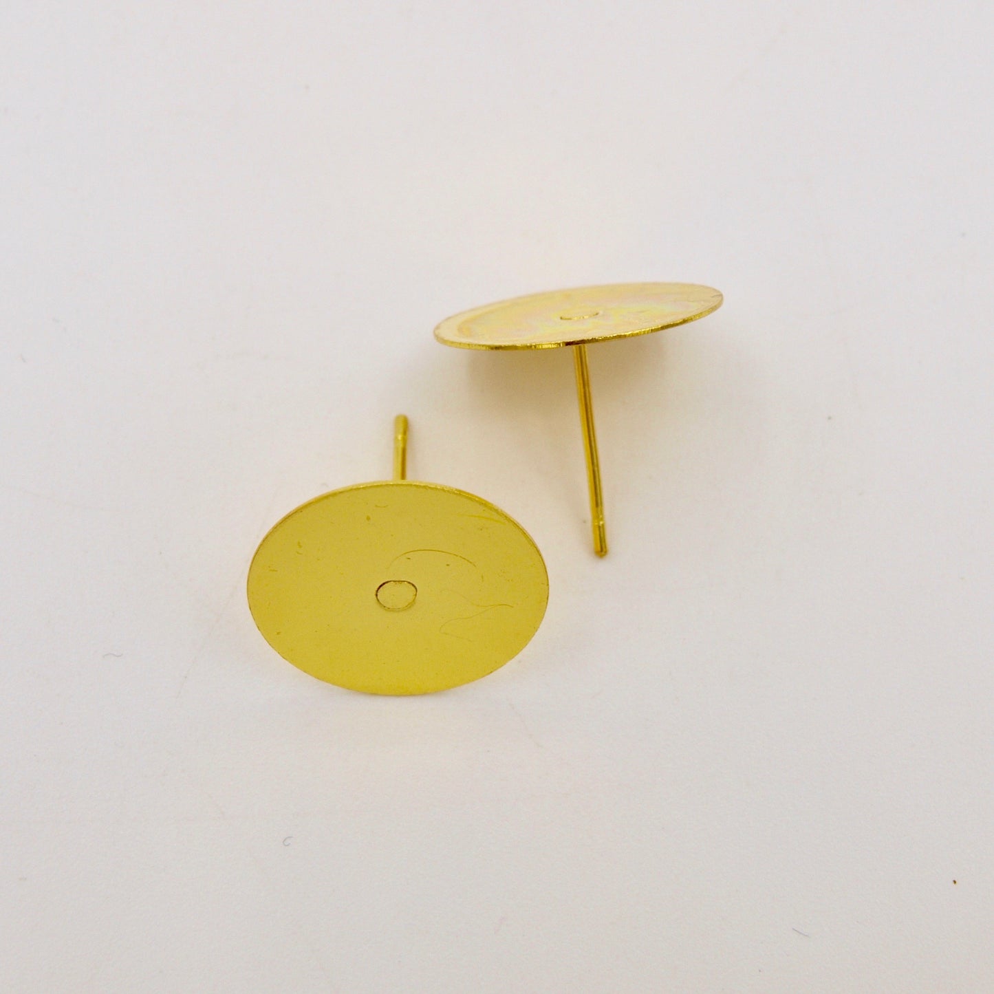 Earstud (flat pad) - GP - Shakti