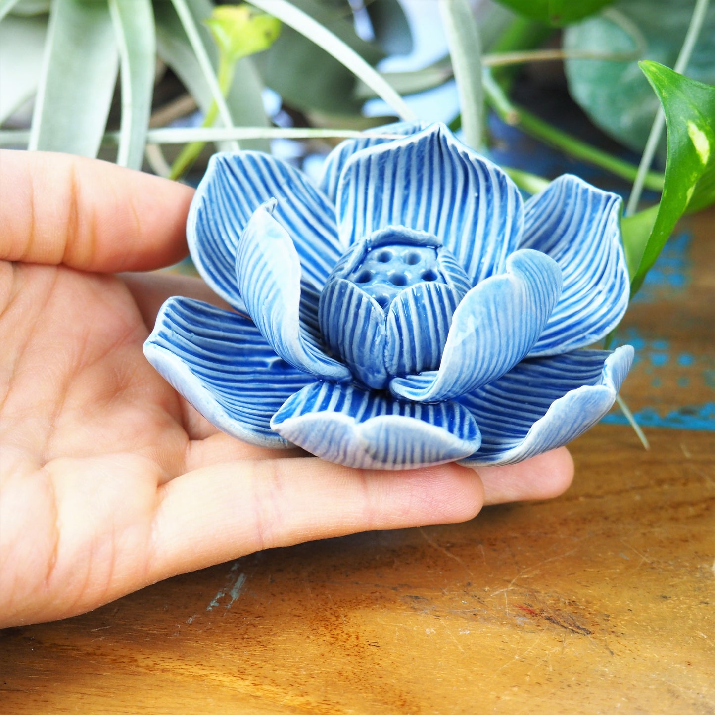 Incense Holder - Blooming Lotus Flower (S / Blue) - Shakti