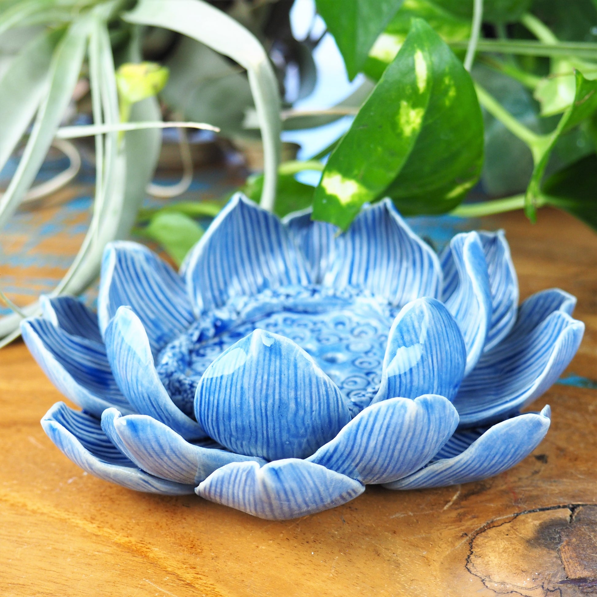 Incense Holder - Lotus Flower (L / Blue) - Shakti