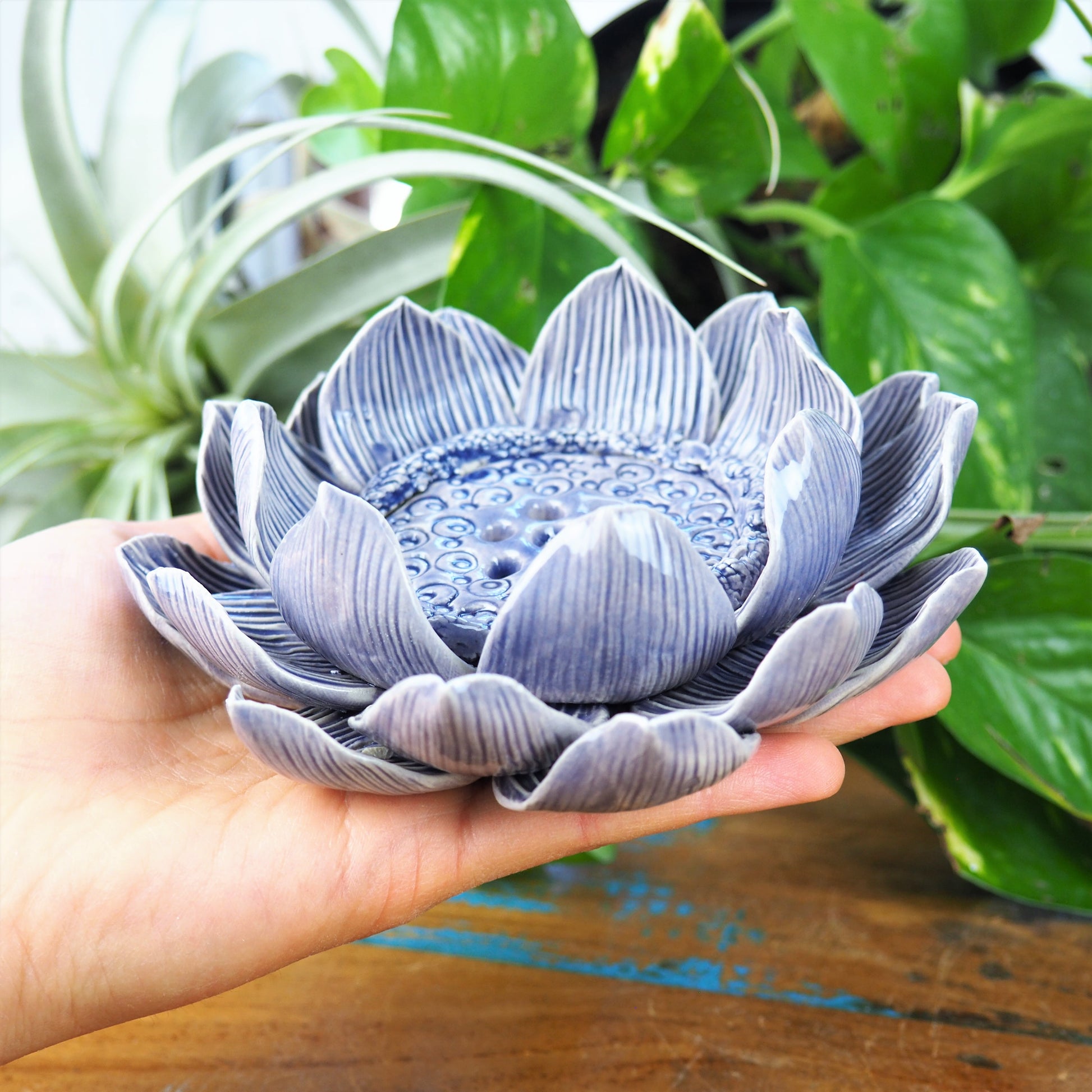 Incense Holder - Lotus Flower (L / Purple) - Shakti