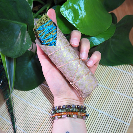 Juniper Smudging Wand - 4" - Shakti