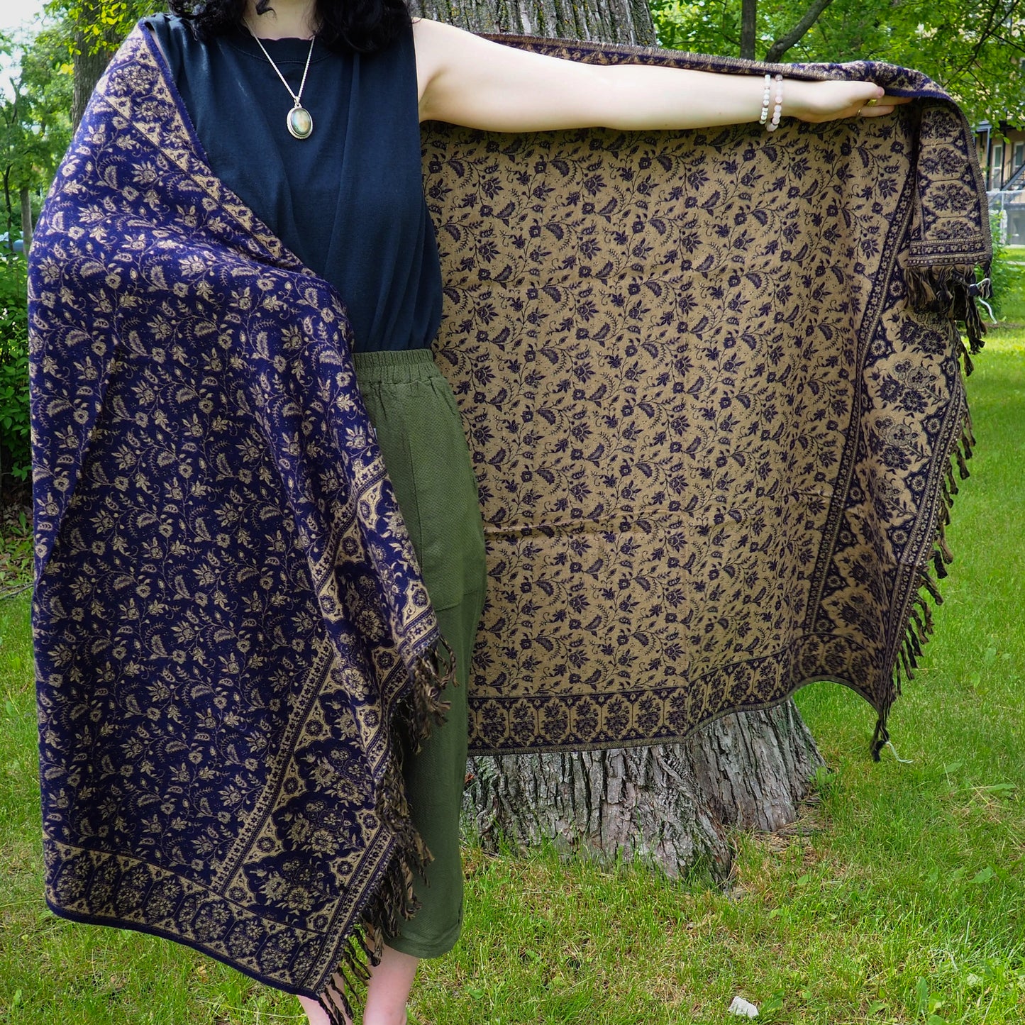 Shawl, Navy - Shakti