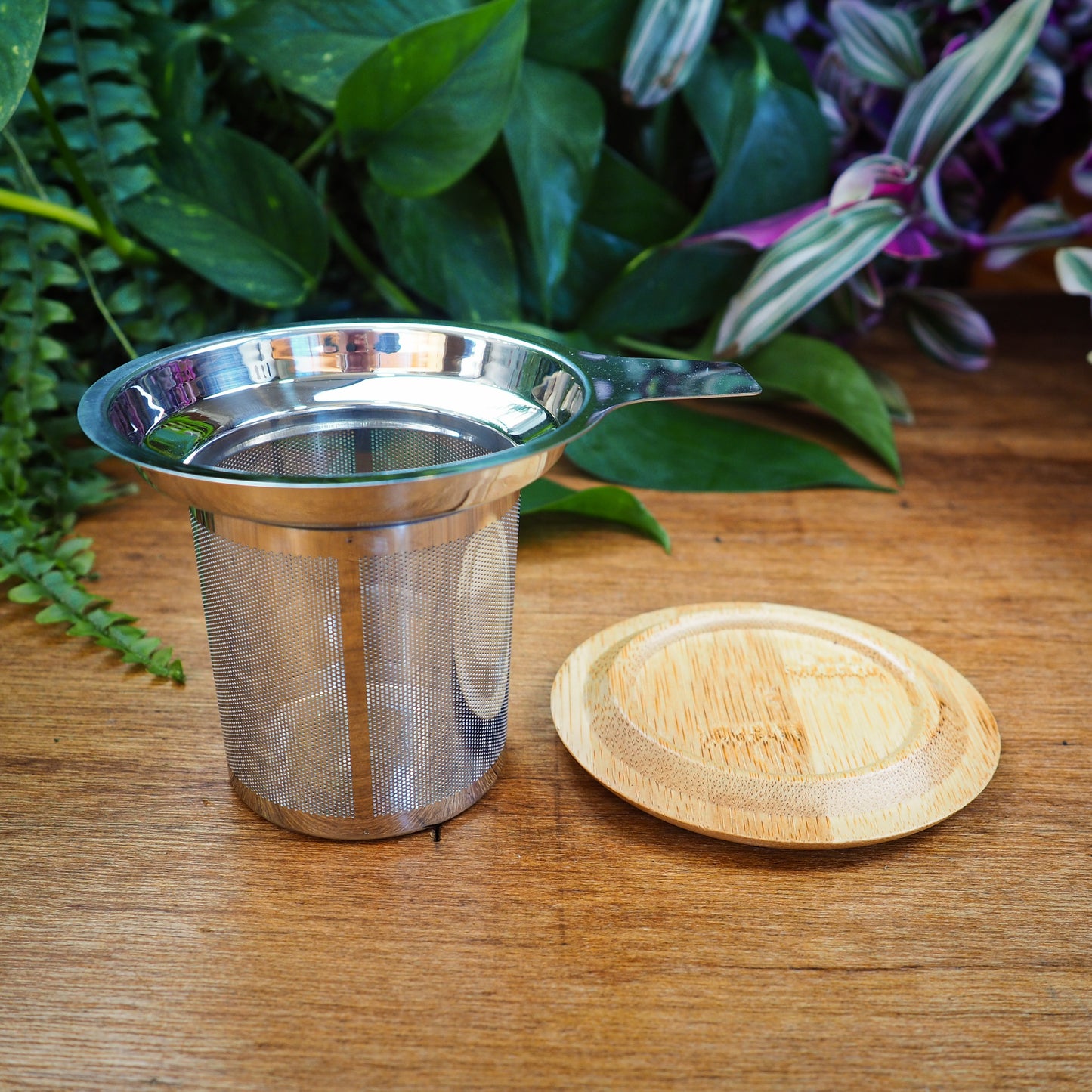 Stainless Steel Tea Strainer w/ Bamboo Lid - Shakti