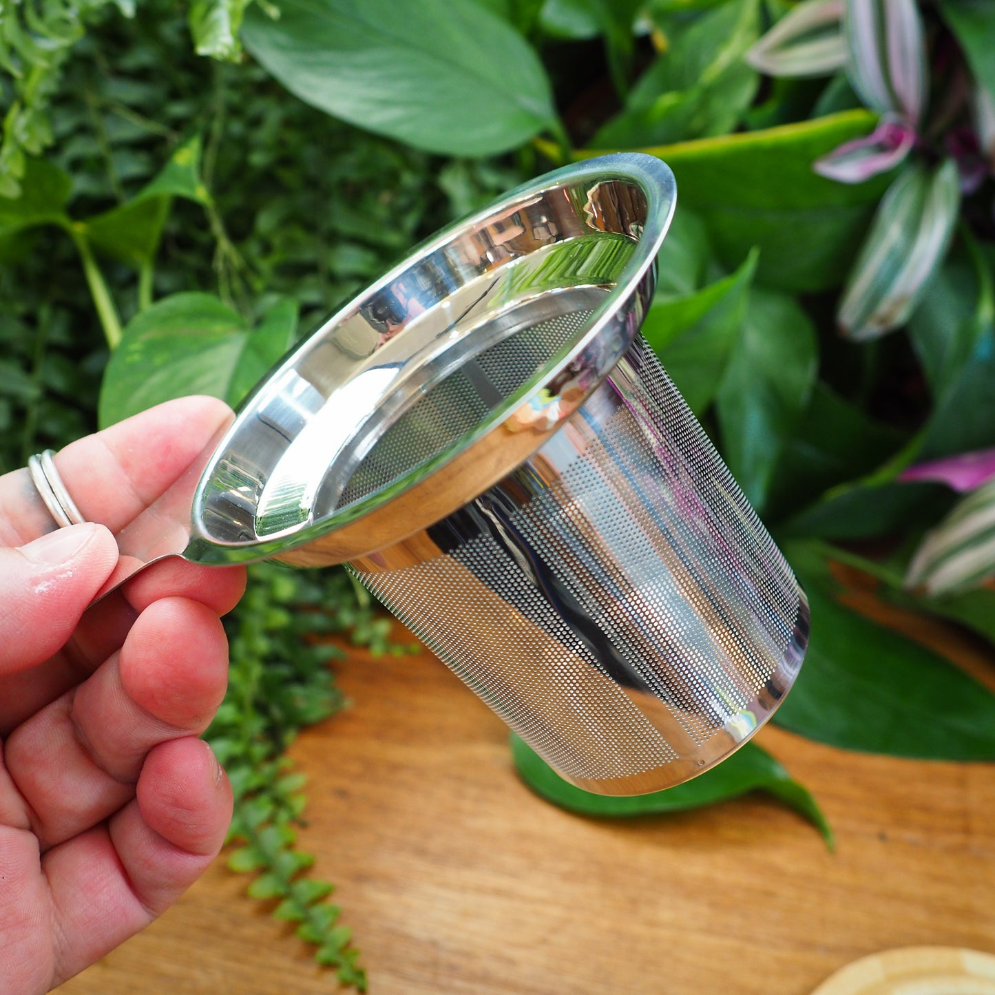 Stainless Steel Tea Strainer w/ Bamboo Lid - Shakti