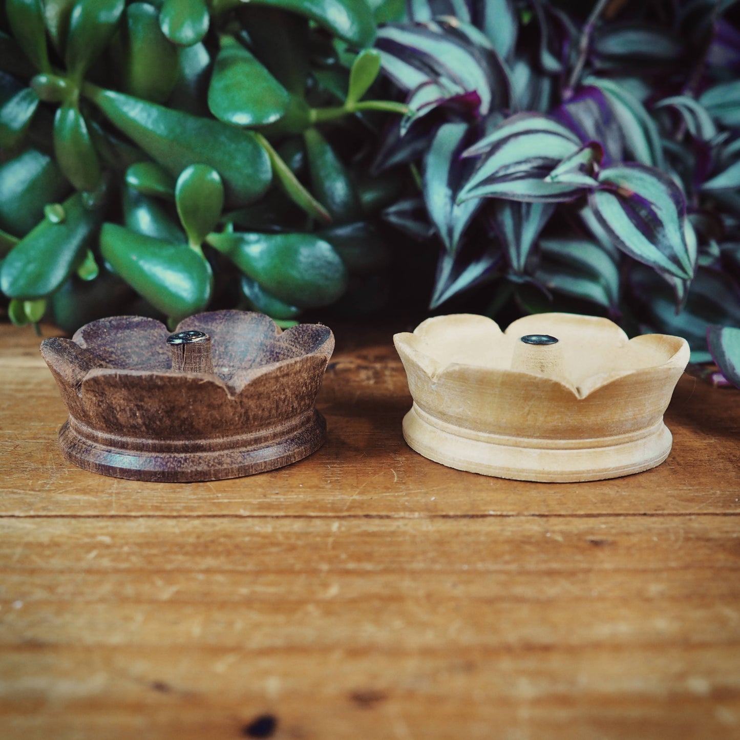 Wooden Incense Holders - Flower (Dark/Light) - Shakti