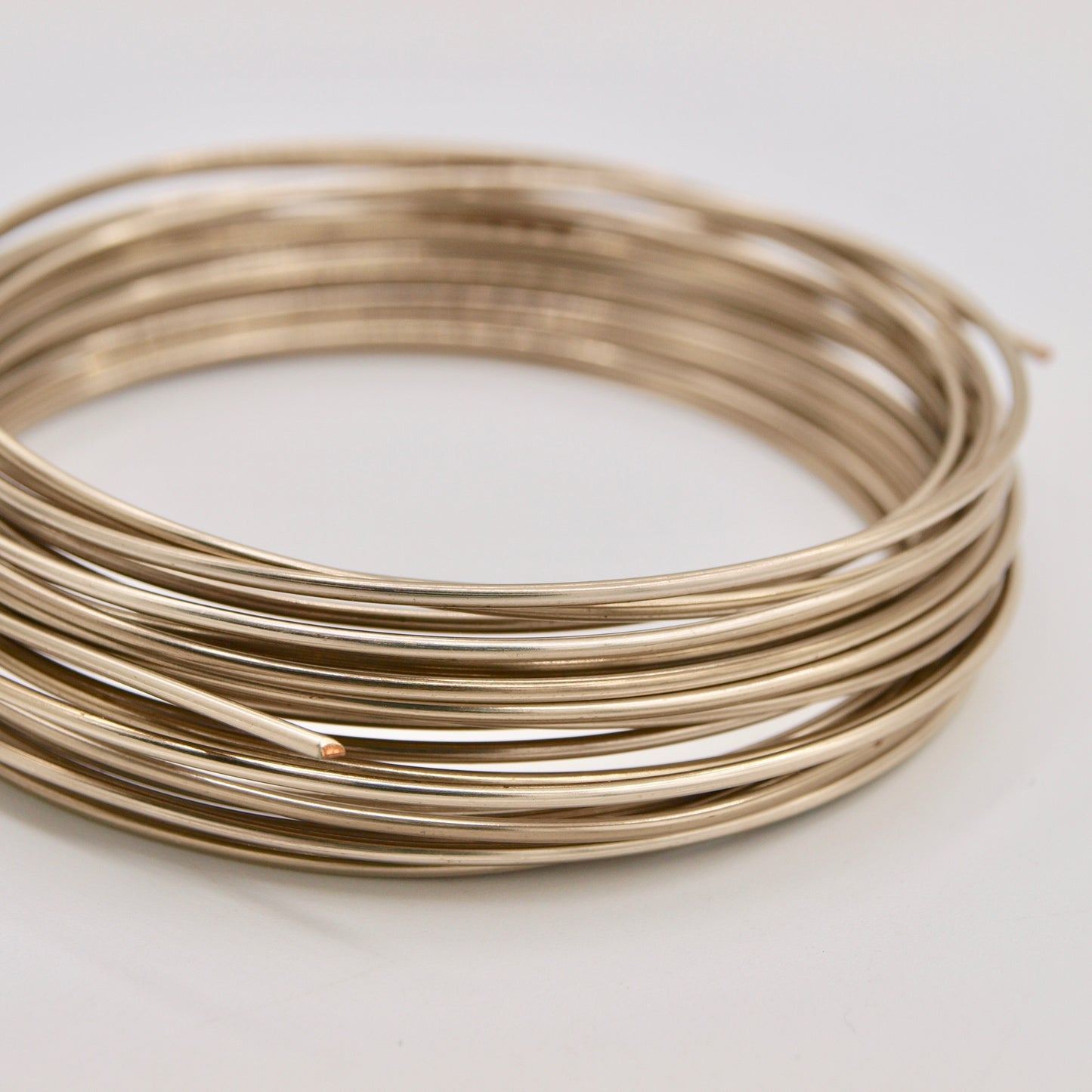 Titanium Parawire - Round - Shakti