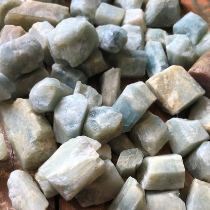 Aquamarine, Raw Cylinder - Shakti