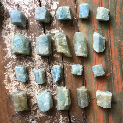 Aquamarine, Raw Cylinder - Shakti