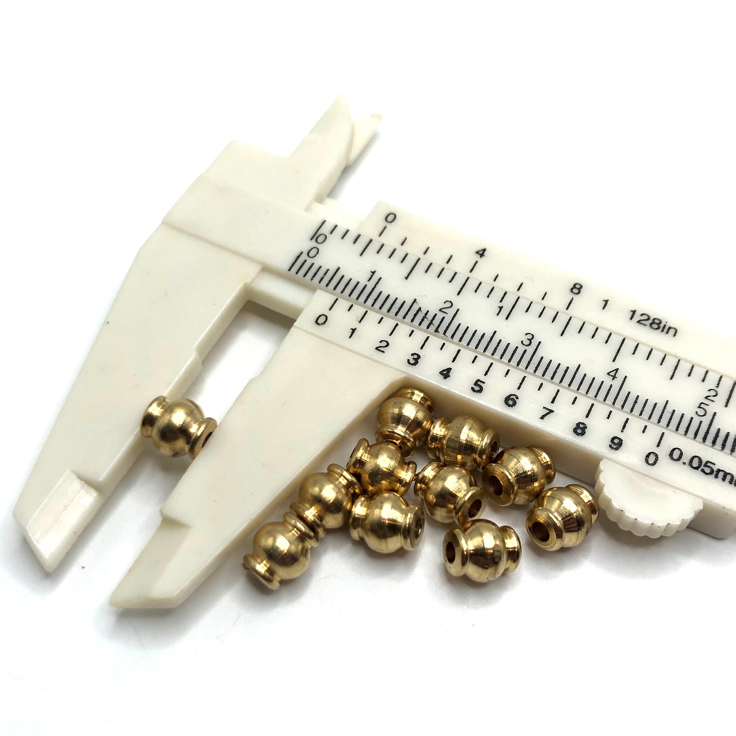 B&C Beads - Small Lantern
