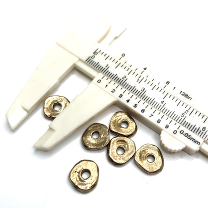 B&C Beads - Small Wonky