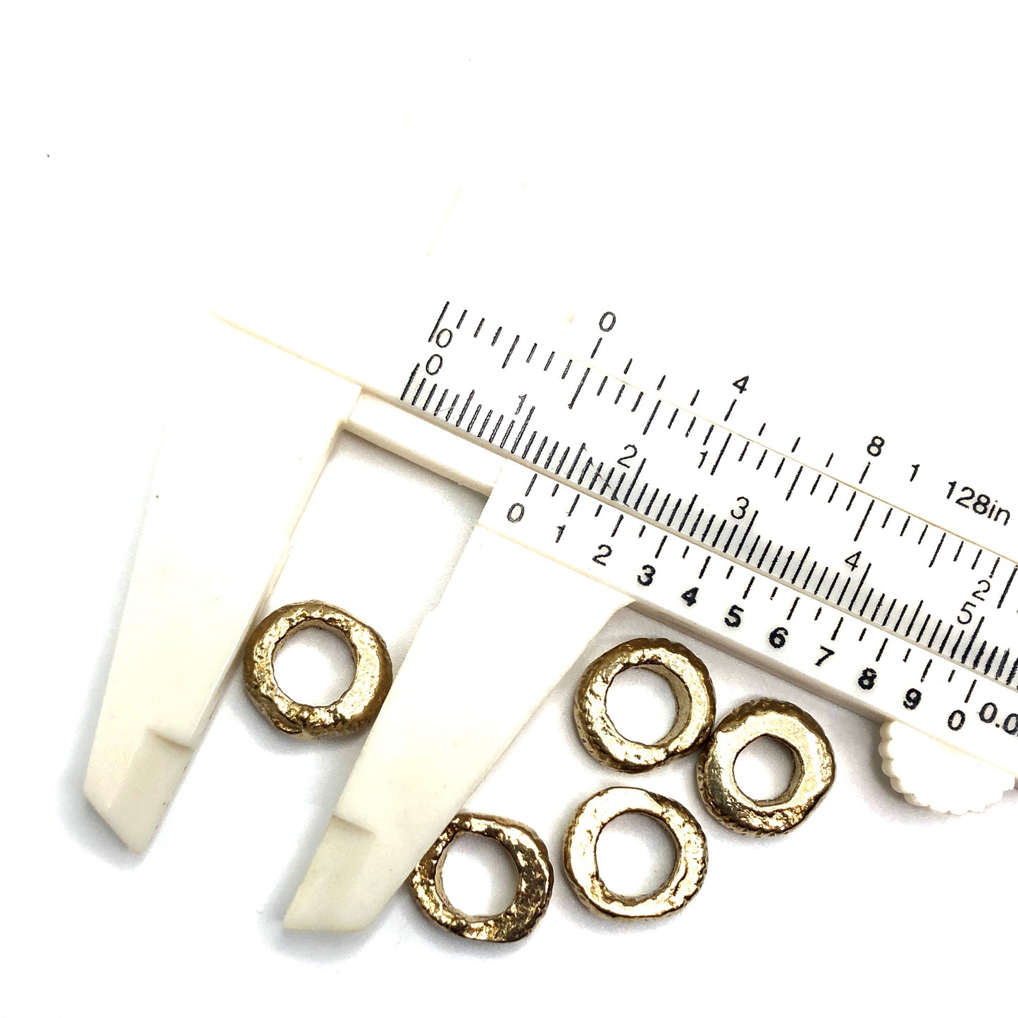 B&C Charms - Round