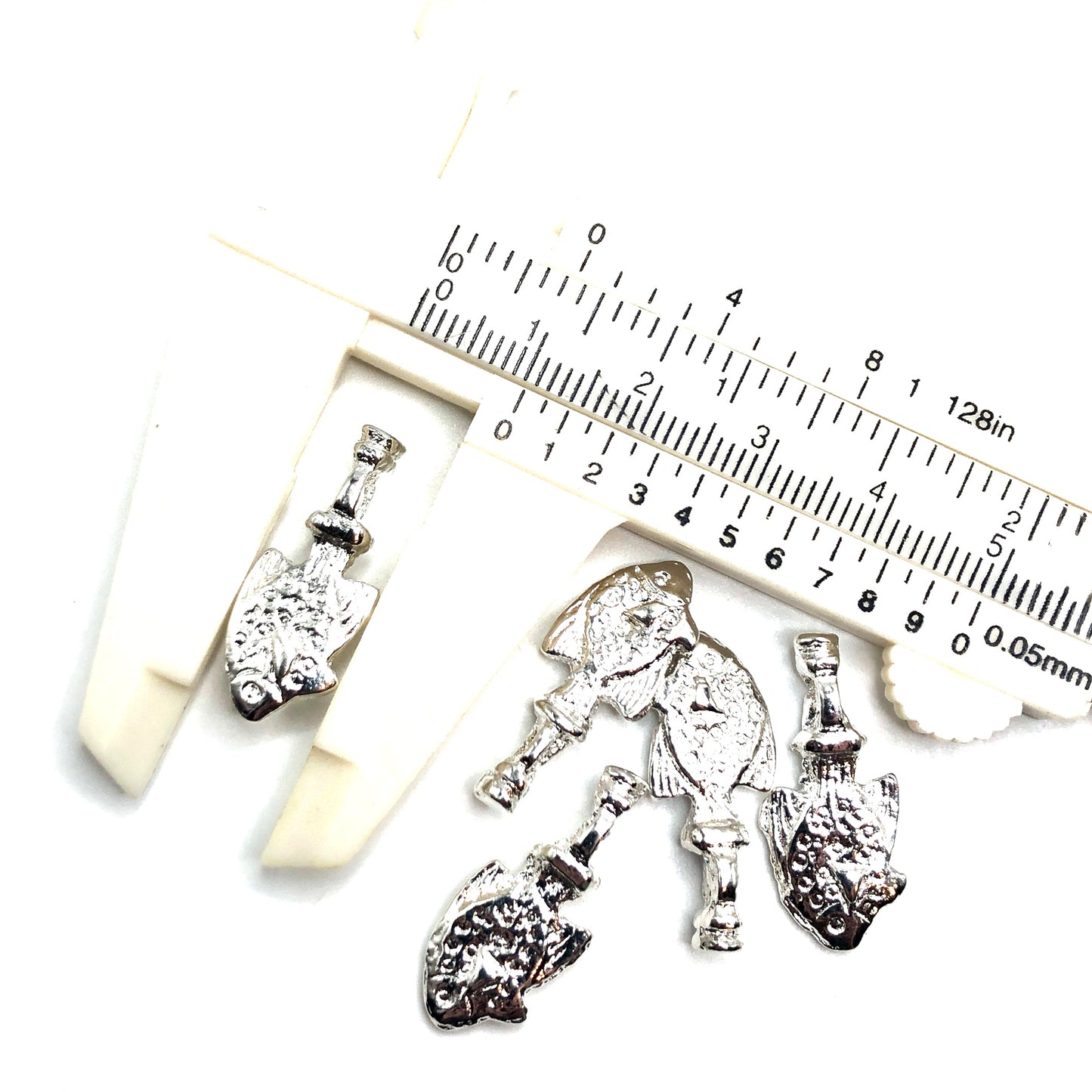 B&C Charms - Fish
