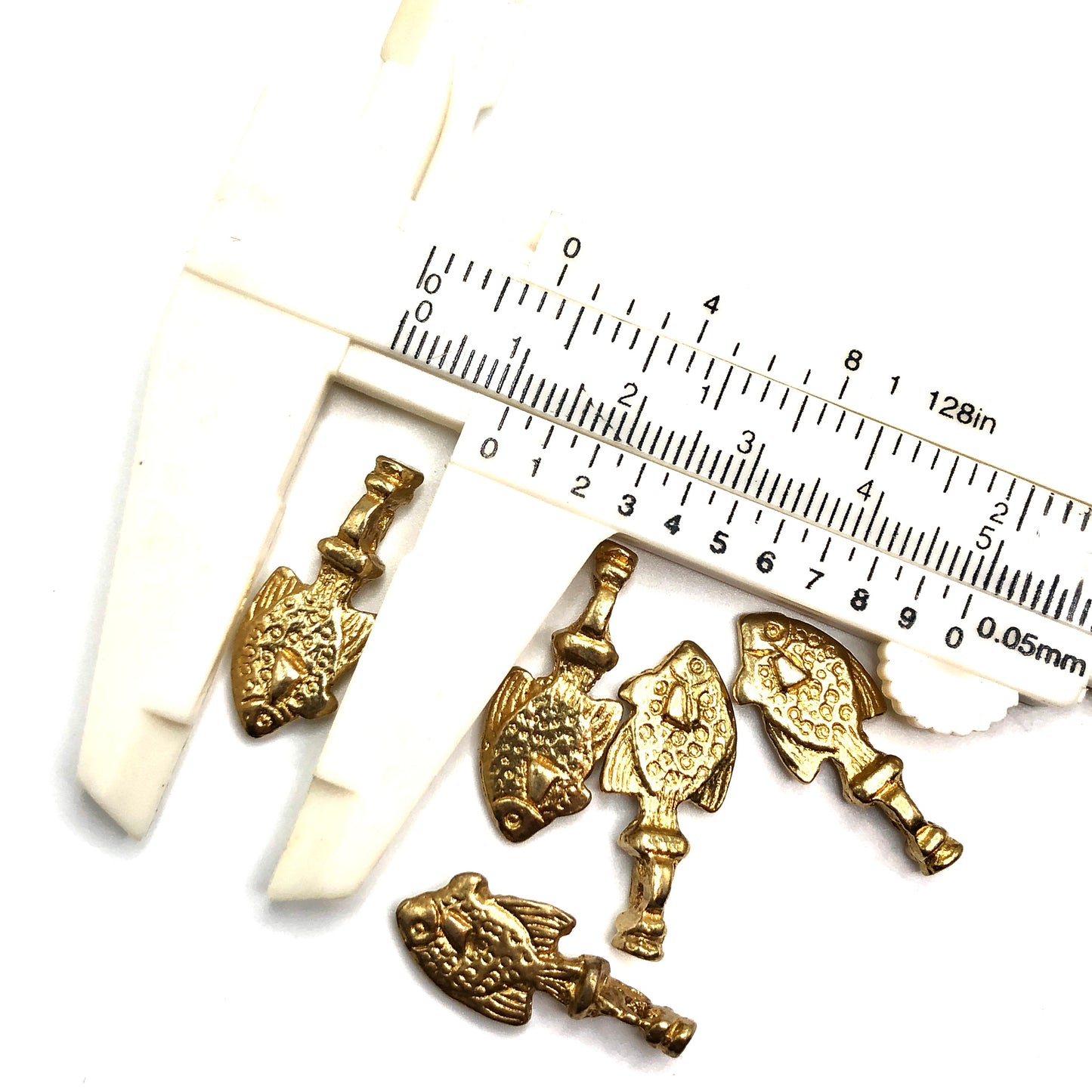 B&C Charms - Fish