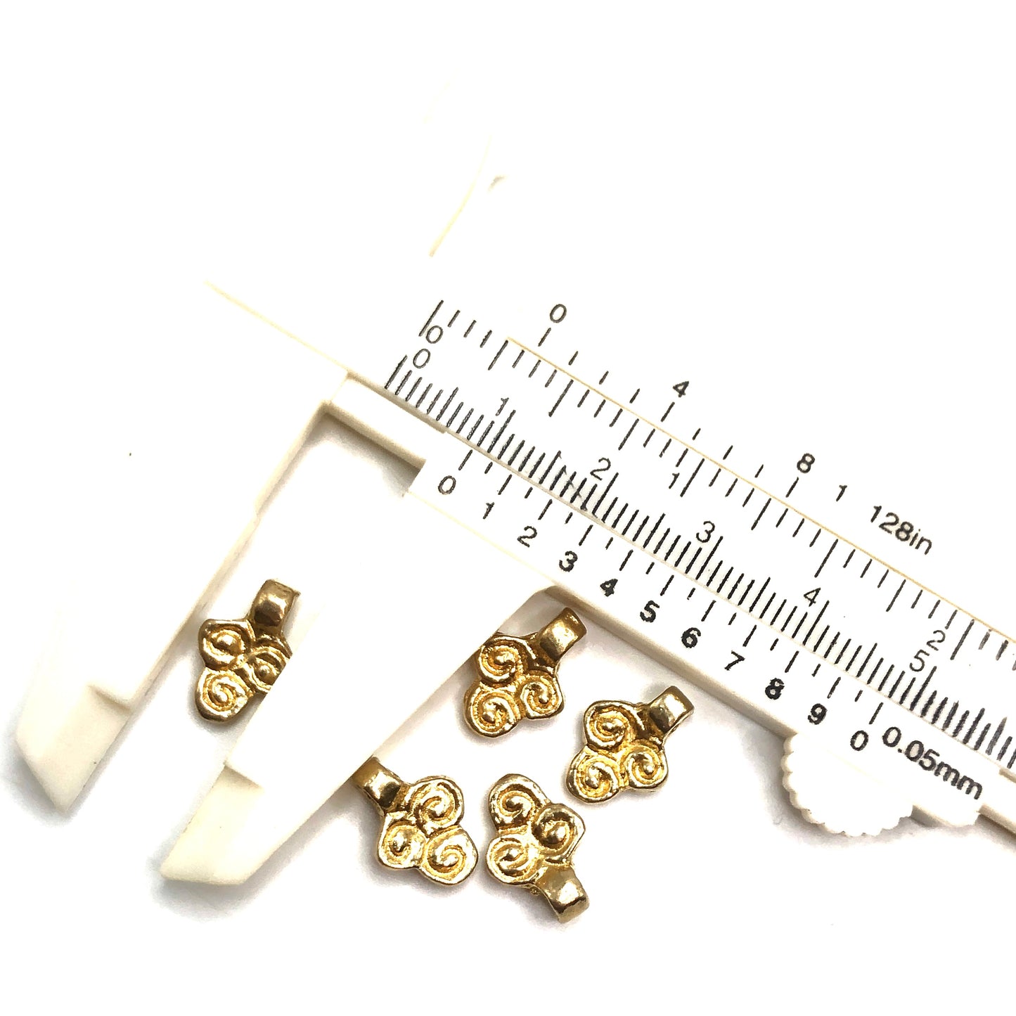 B&C Charms - Triskele (Celtic Spiral)