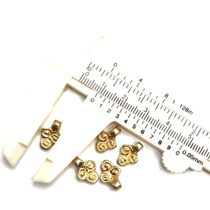 B&C Charms - Triskele (Celtic Spiral)