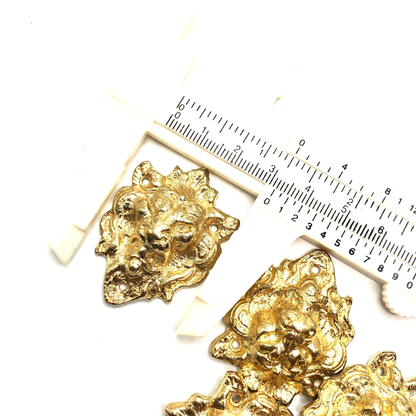 B&C Charms - Lion