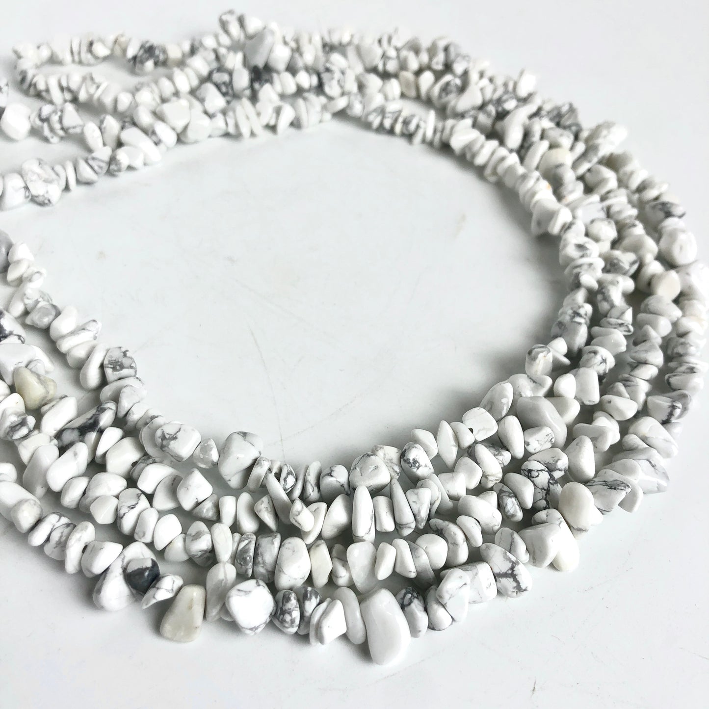 Howlite (White) Chipstone - Shakti