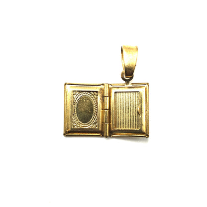 Trinkets - Locket