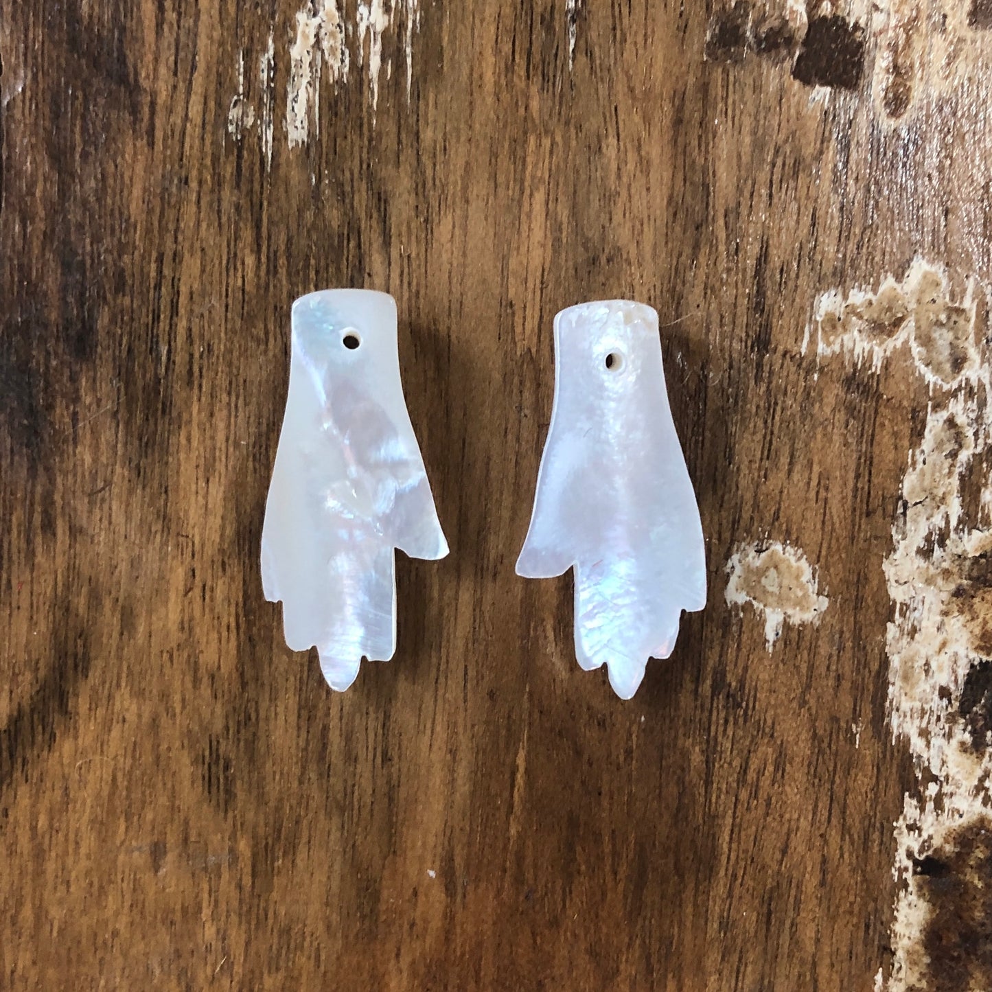 M.O.P Carvings, Hands