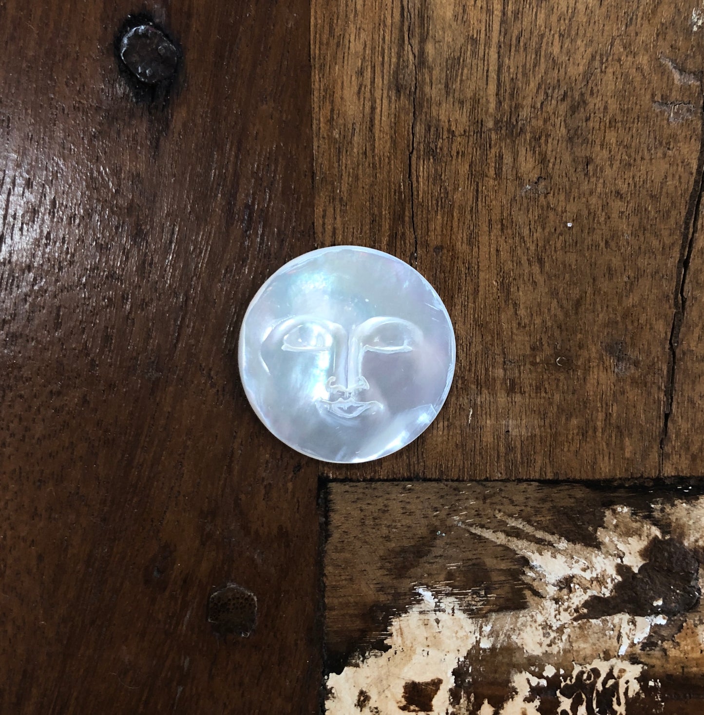 M.O.P Carvings, Moon Faces