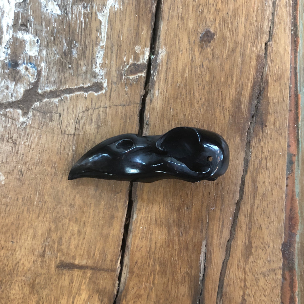 Horn Carvings, Crow Skull