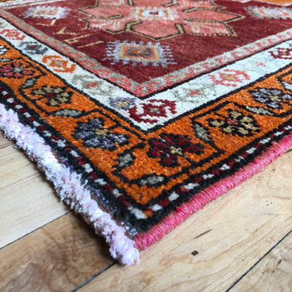 Turkish Rugs - Kurdish Heki Tribe Carpet