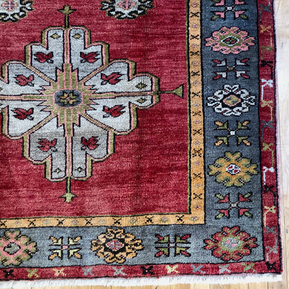 Turkish Rugs - Konya Sille Village Carpet