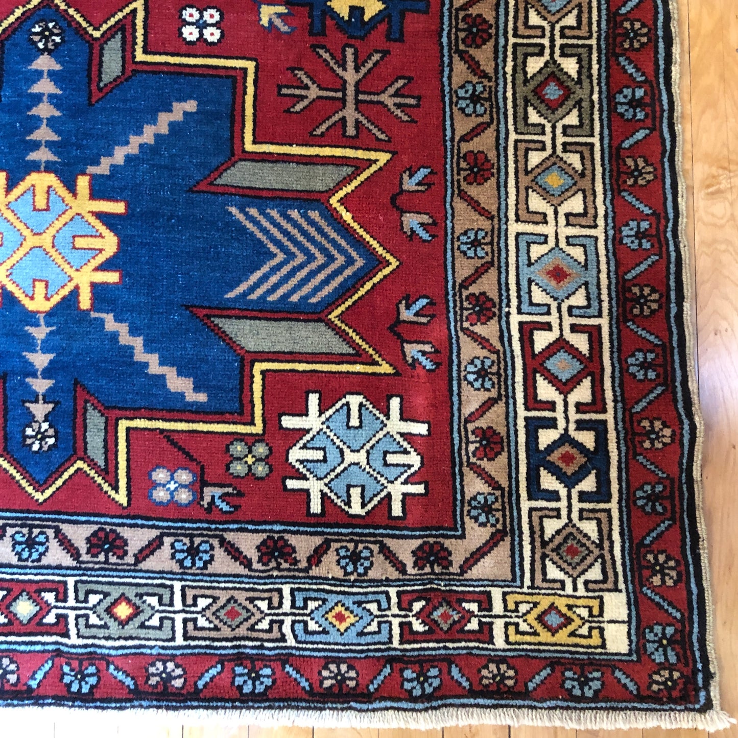 Turkish Rugs - Caucasian Carpet
