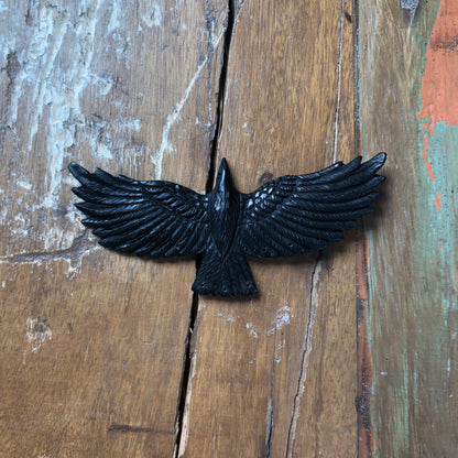 Horn Carvings, Raven