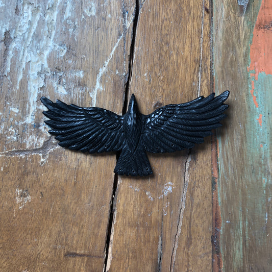 Horn Carvings, Raven