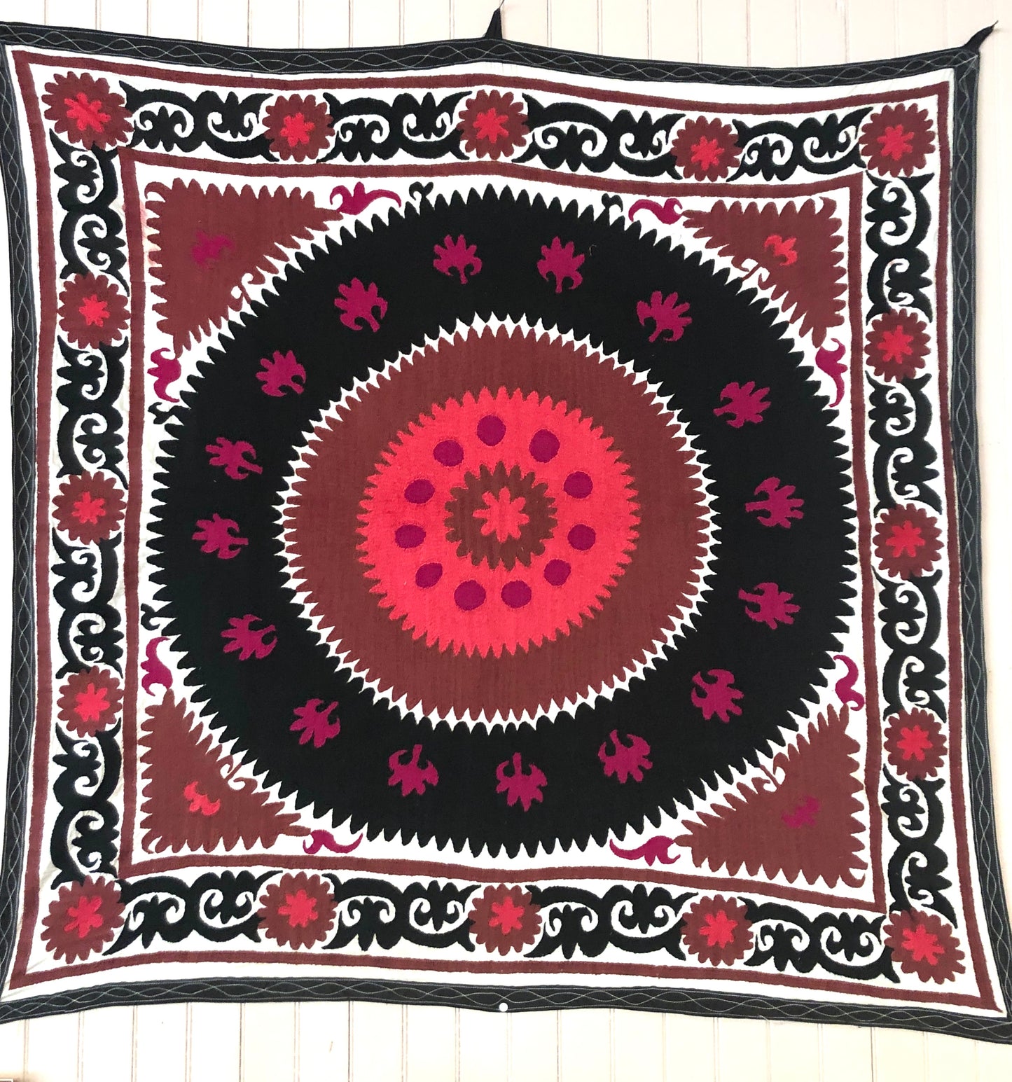 Suzani Wall Hangings/Tapestries - E