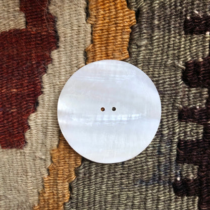 M.O.P. Carvings - Round Button