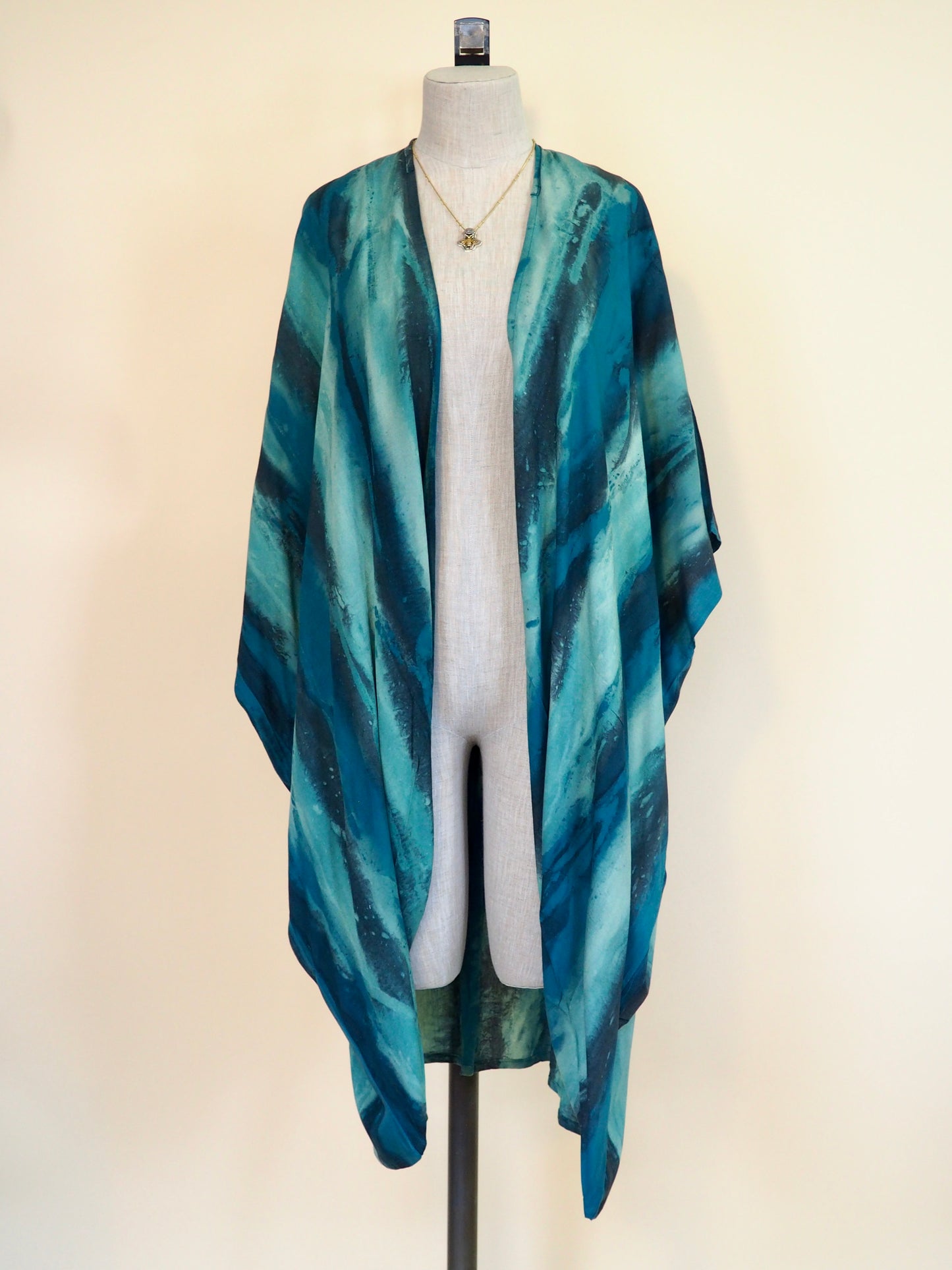 Marble Fold Kimono, Medium-Length