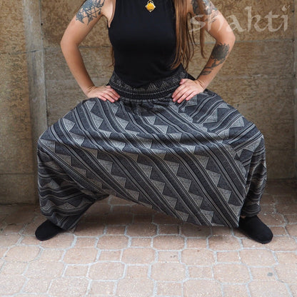 Hmong Pants Triangle - Shakti